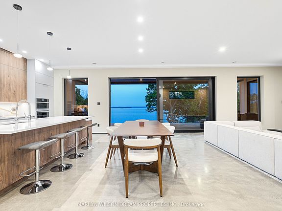 3rd image of 2486 Howe Island Dr