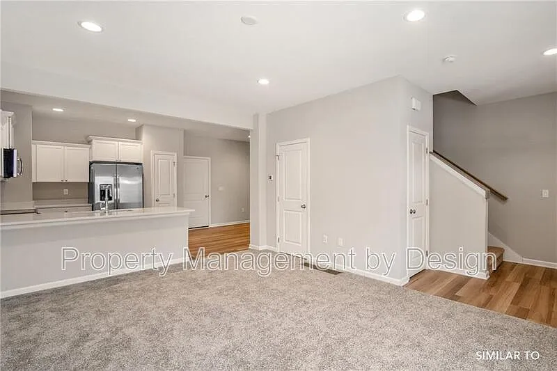 3 bed, 2.5 bath, 1773 sqft, $1,975 — Photo 4