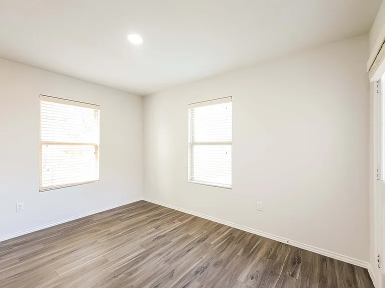 10730 Goose Way — Photo 25