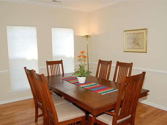 Separate Dining Room!