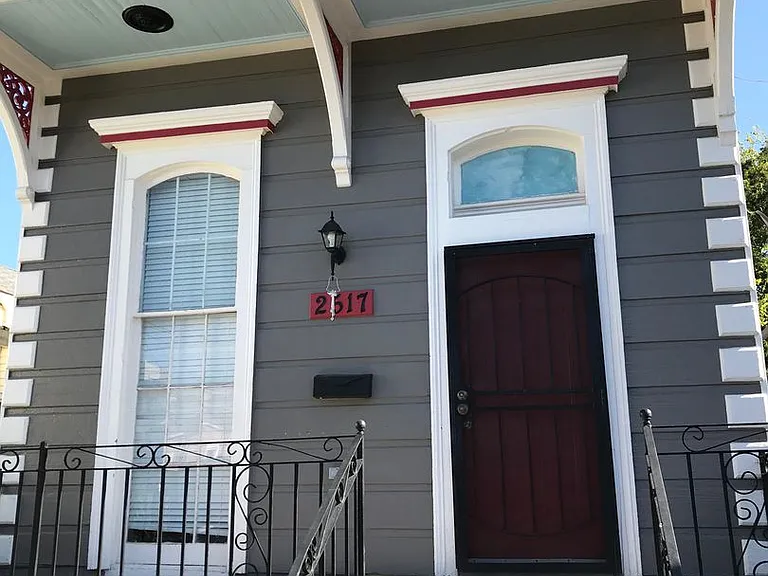 2517 Palmyra St — Photo 2