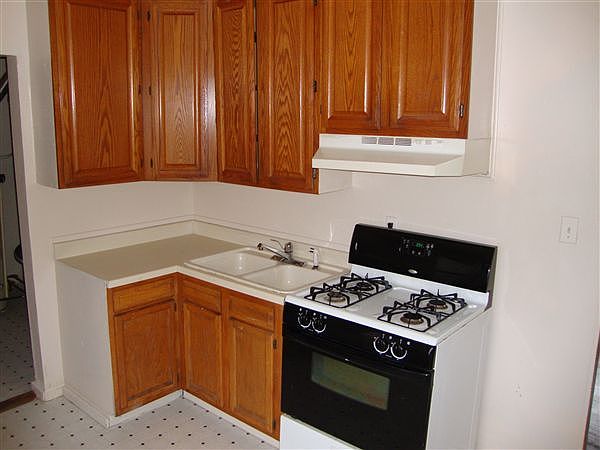 1556 Wiard 004