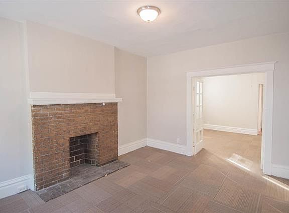 3rd image of 4245 Iowa Ave