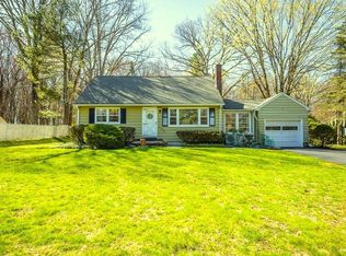 19 Dolson Rd, Monsey, NY 10952