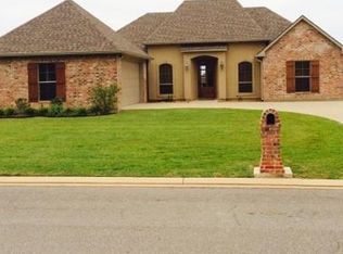 209 Grand Lakes Blvd, Alexandria, LA 71303