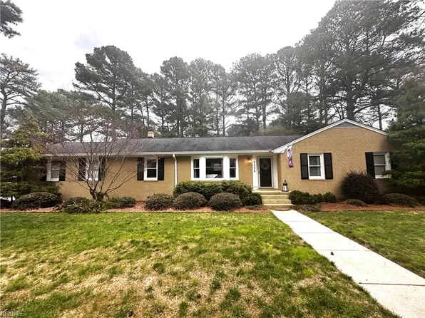 5136 Dominion Dr, Suffolk, VA 23435