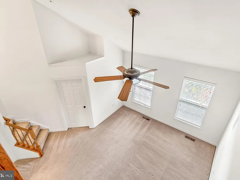 300 Dixon St #308 — Photo 19