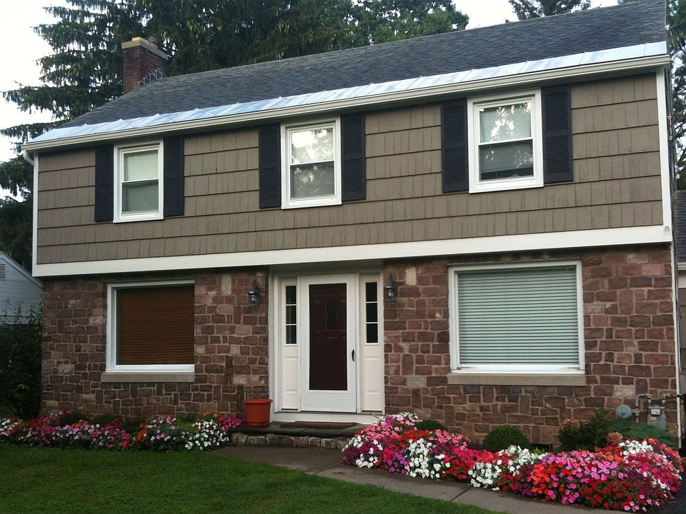 1st image of 18 Ely Dr