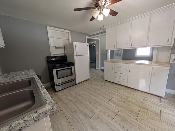4th image of 65 Perry Rd