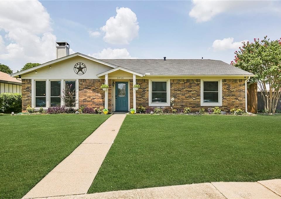1st image of 2713 Holy Cross Ln