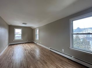 (Undisclosed Address), Sayville, NY 11782