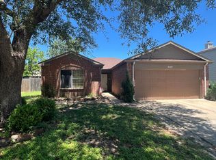 1004 Wintercreek Dr, Denton, TX 76210