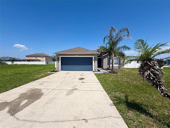 2nd image of 100 Cimarron Ln