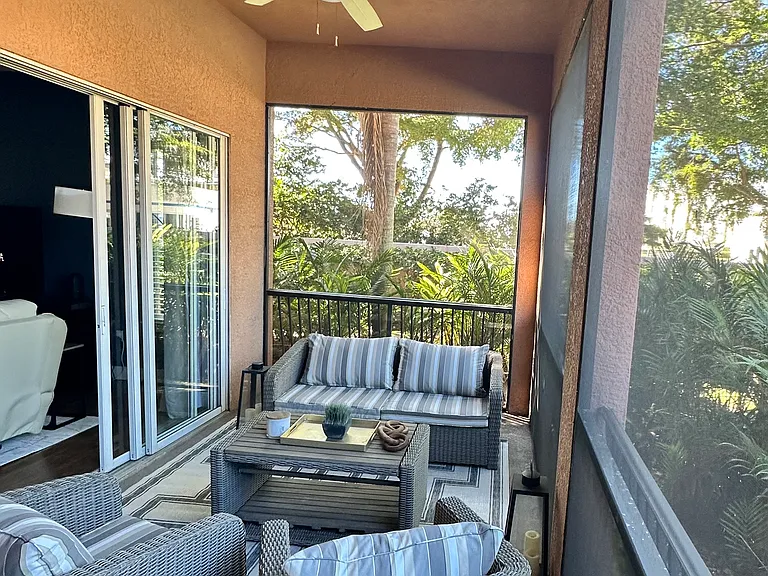 Screened in lanai overlooking the lake