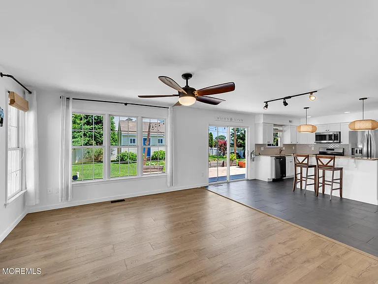 248 Compass Rd — Photo 13