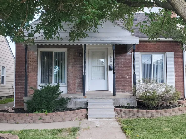15687 Ash Ave, Eastpointe, MI 48021