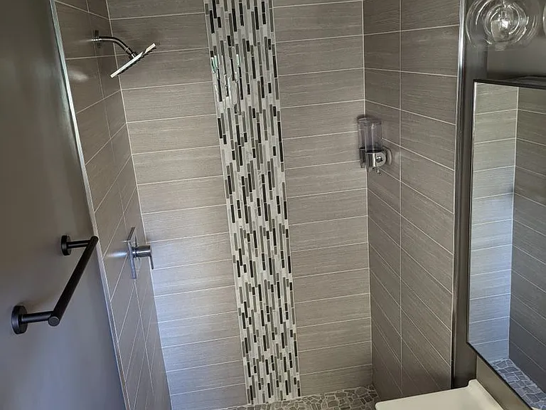 172 Lynda Cir — Photo 11