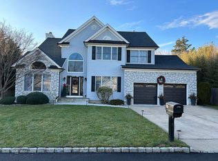 24 Callaghan Rd, Brick, NJ 08724