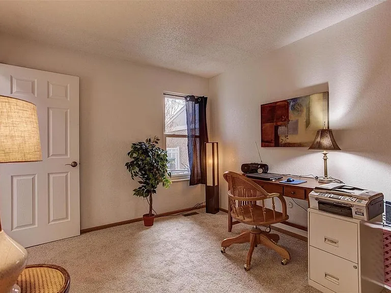 11761 Lincoln St — Photo 13