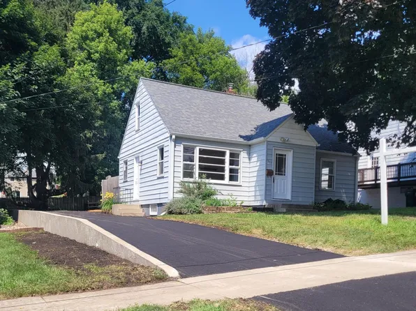 1507 7th Ave NW, Rochester, MN 55901