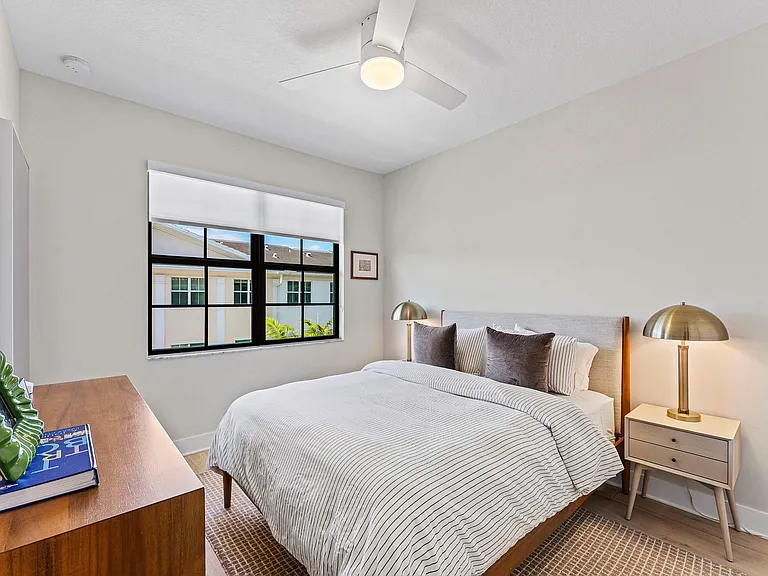 5251 Beckman Ter — Photo 33