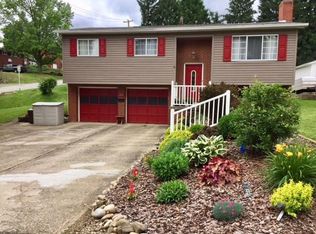 201 Fairlawn Dr, Monroeville, PA