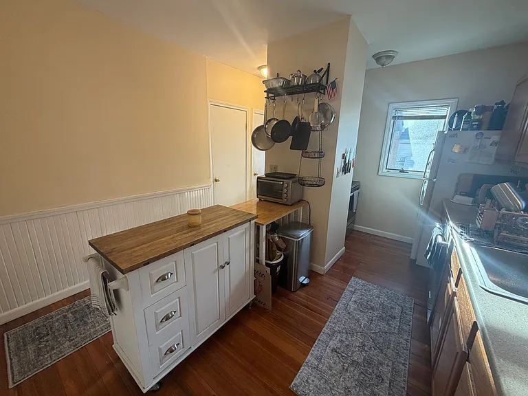 127 Hillsdale Rd #2E — Photo 3