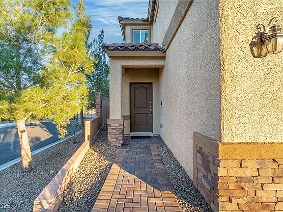 3rd image of 11818 Toto Ct