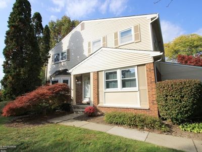 1827 Brentwood Dr, Troy, MI, 48098