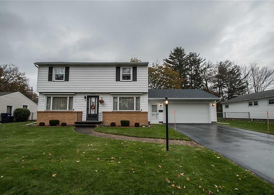 1st image of 49 Edgebrook Ln