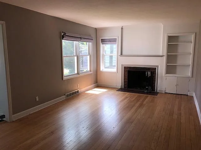 626 Brookland Park Dr — Photo 2