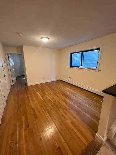 11 Pine St #2 Photo 1