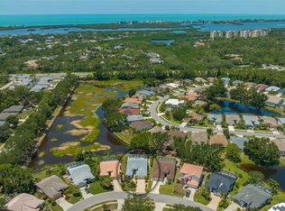 9659 Knightsbridge Cir, Sarasota, FL 34238