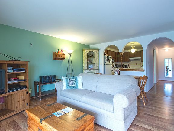 3rd image of 6950 W Forest Preserve Dr APT 314