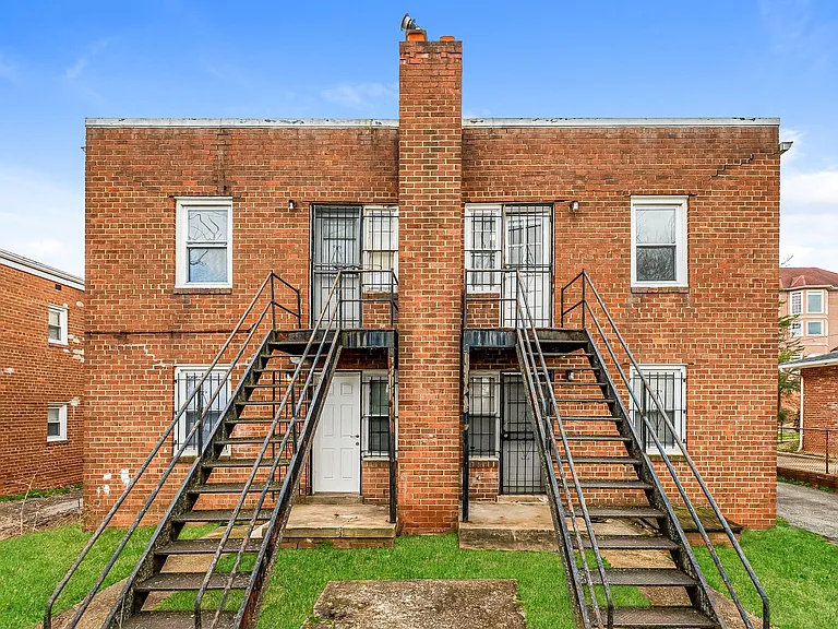 5020 Astor Pl SE — Photo 14