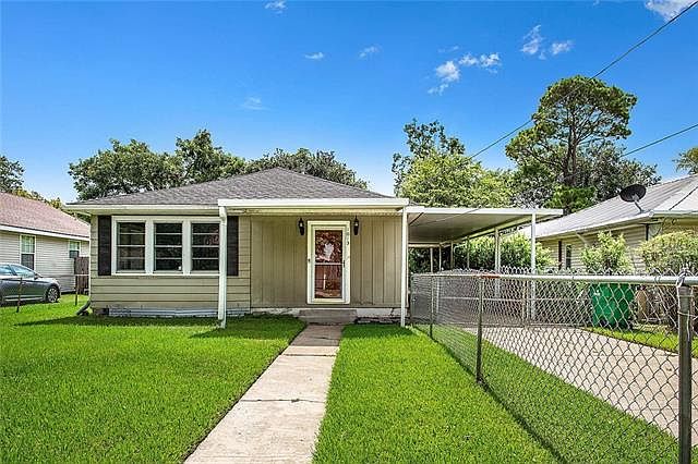 1st image of 1013 Oak Ave