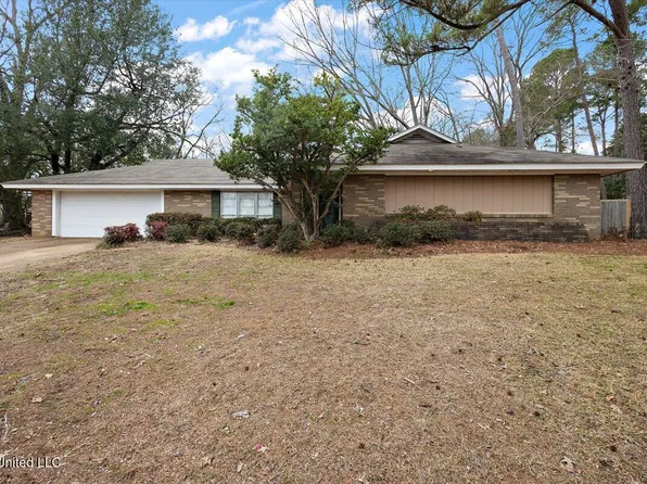 43 Stonegate Dr, Brandon, MS 39042