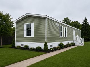 39 Del Ct W #39, Lockport, NY 14094