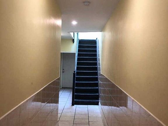 3rd image of 1270 Fteley Ave #1270