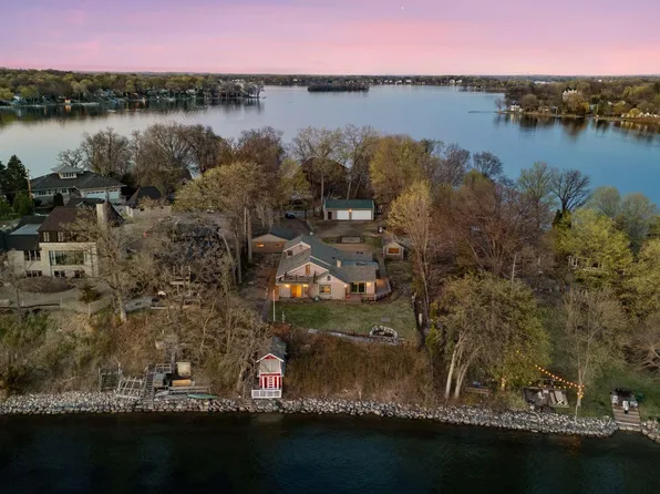 3625 Tuxedo Rd, Mound, MN 55364