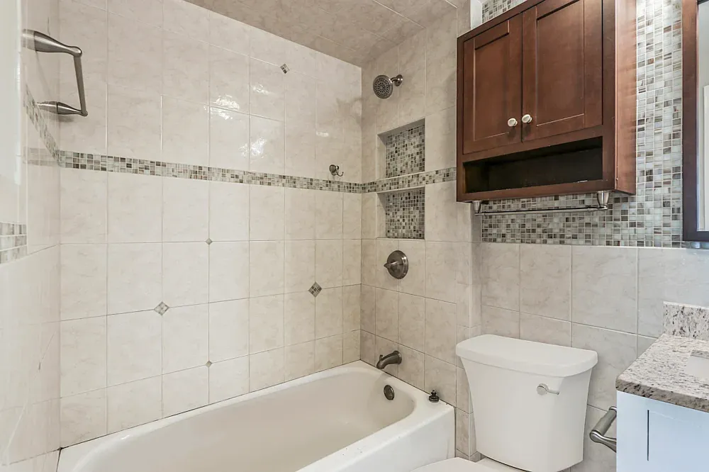 4 bed, 1500 sqft, $1,500 — Photo 3