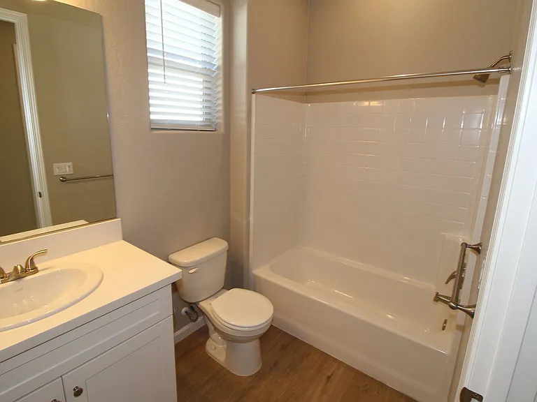 2383 N Arthur Ave — Photo 6