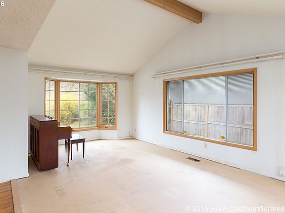 2nd image of 2381 SE Mulberry Dr