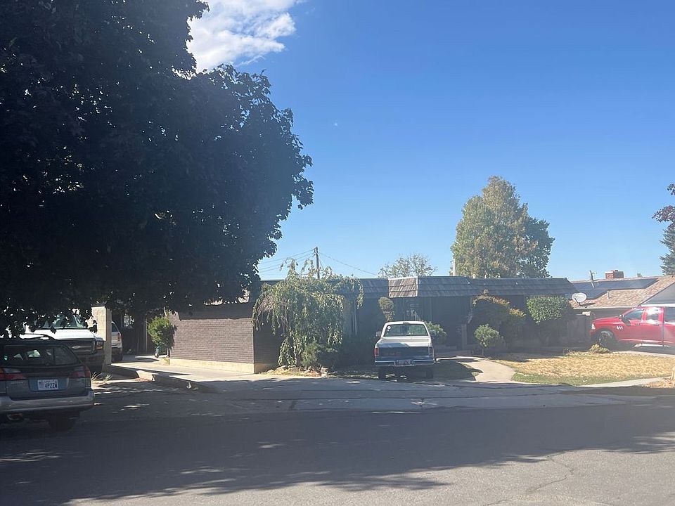 1st image of 500 Holly Dr