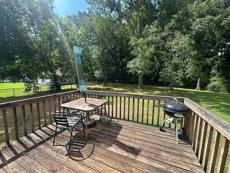306 Bernard Couch Dr — Photo 21