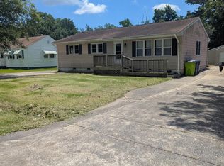 233 Kenneth Blvd, Havelock, NC 28532
