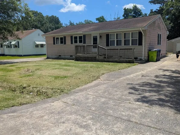 233 Kenneth Boulevard, Havelock, NC 28532