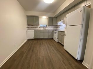 2926 Cambridge St, Saint Joseph, MO 64506