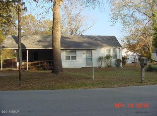 721 N McKinley St, Carbondale, IL 62901