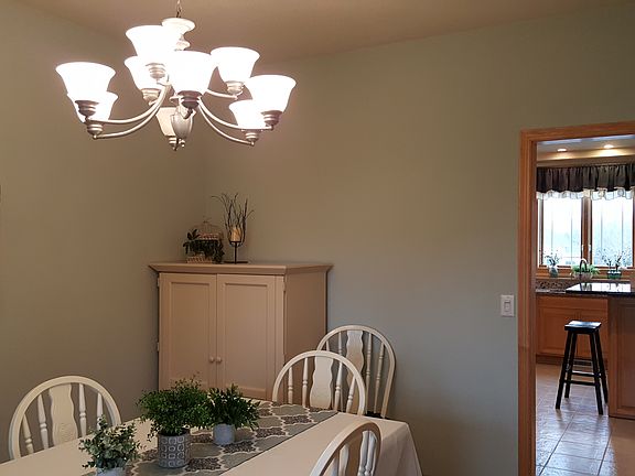 2nd image of N1025 W Lake Ct